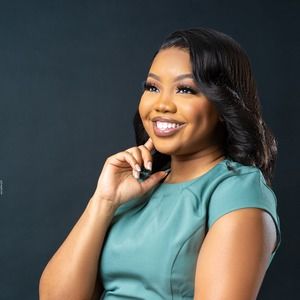 Meet your Posher, Yennifer